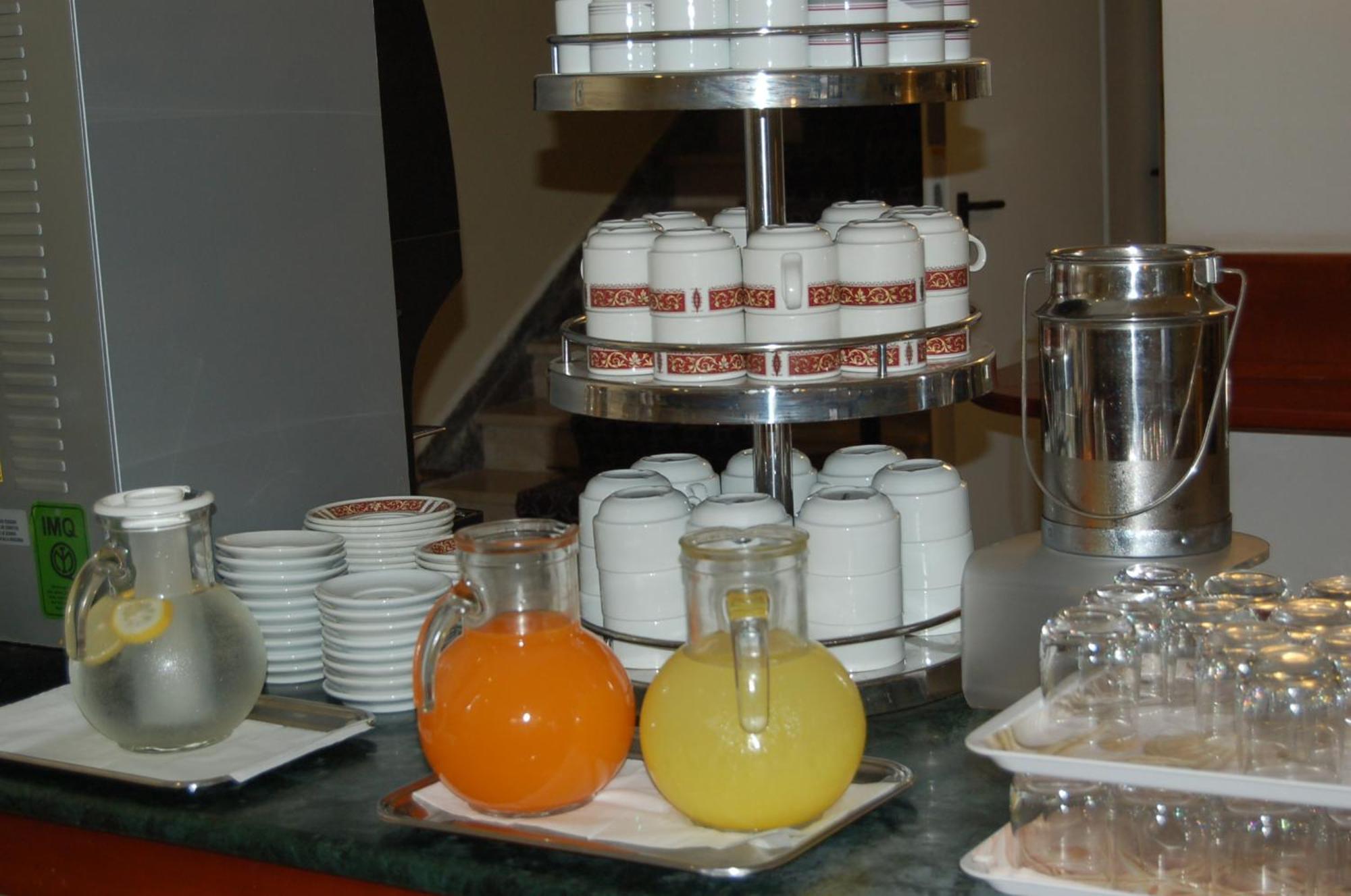 Hotel Brig Cattolica Zewnętrze zdjęcie