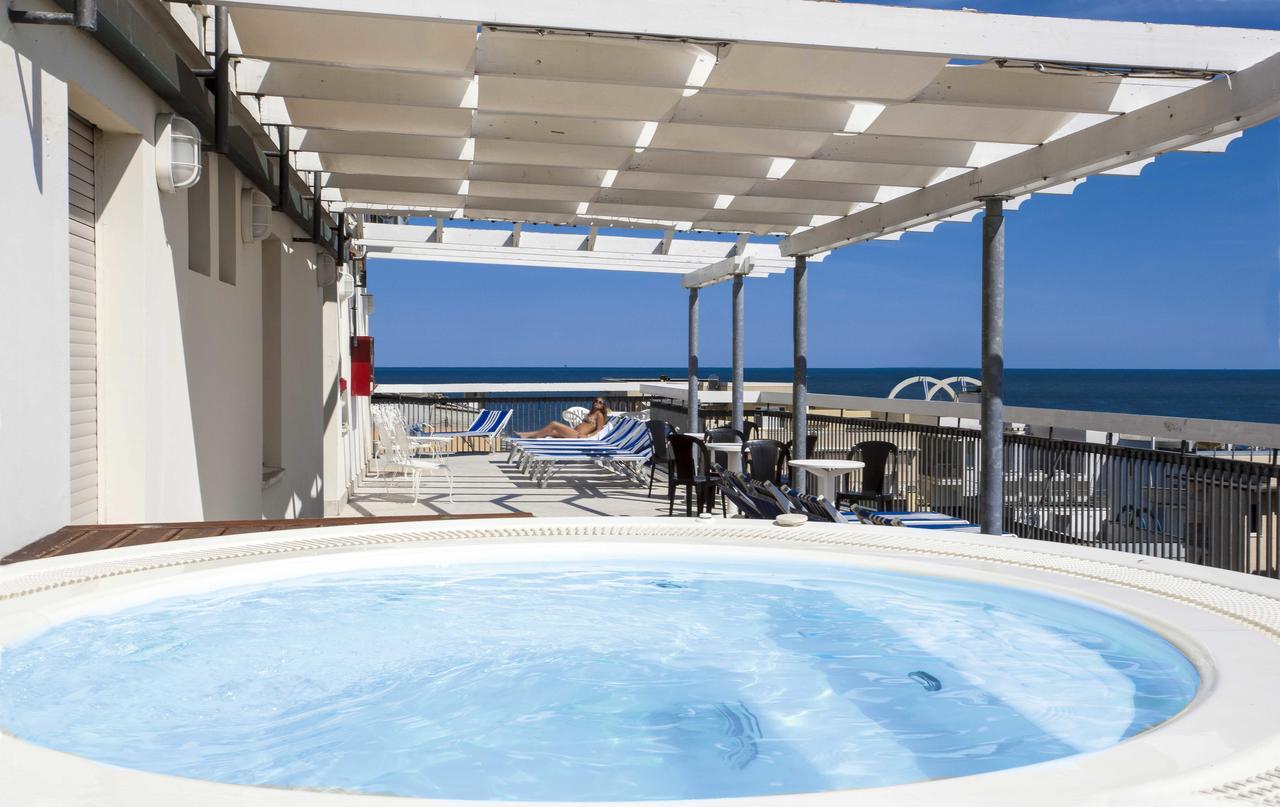 Hotel Brig Cattolica Zewnętrze zdjęcie