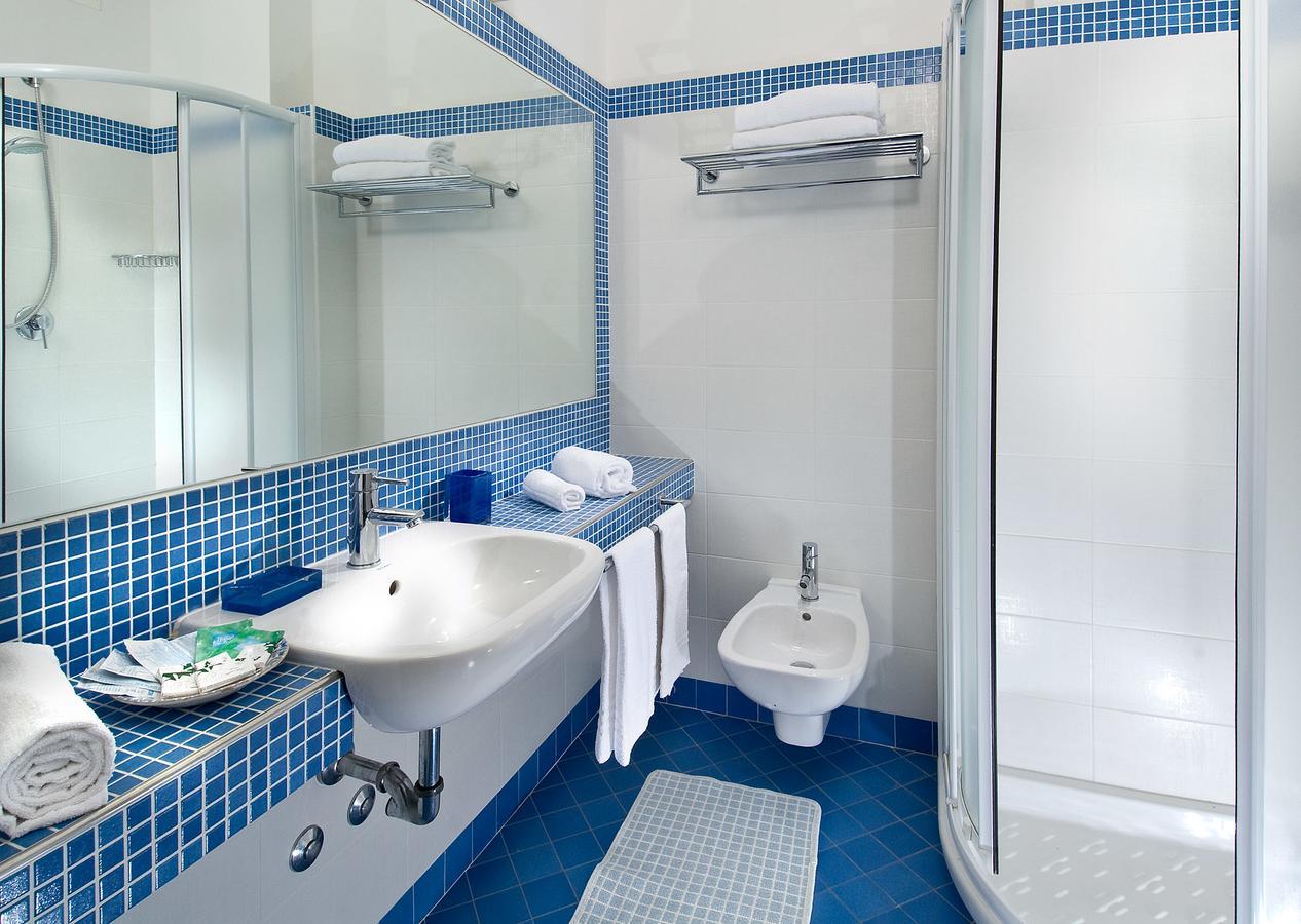 Hotel Brig Cattolica Zewnętrze zdjęcie